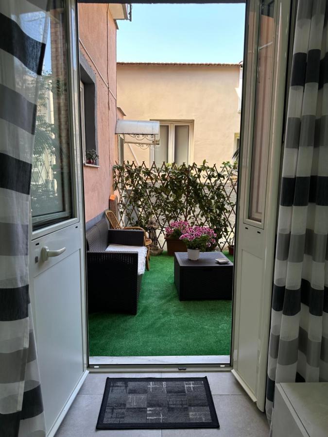 B&B Infinity Neapel Exteriör bild